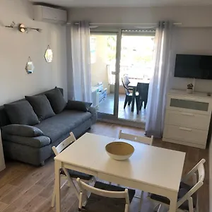 Studio Port De Proche Des Plages Appartement